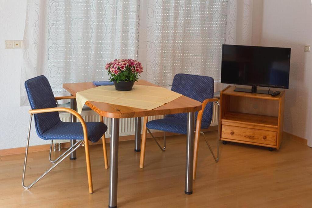 Gästehaus Schiff Meersburg Zimmer foto