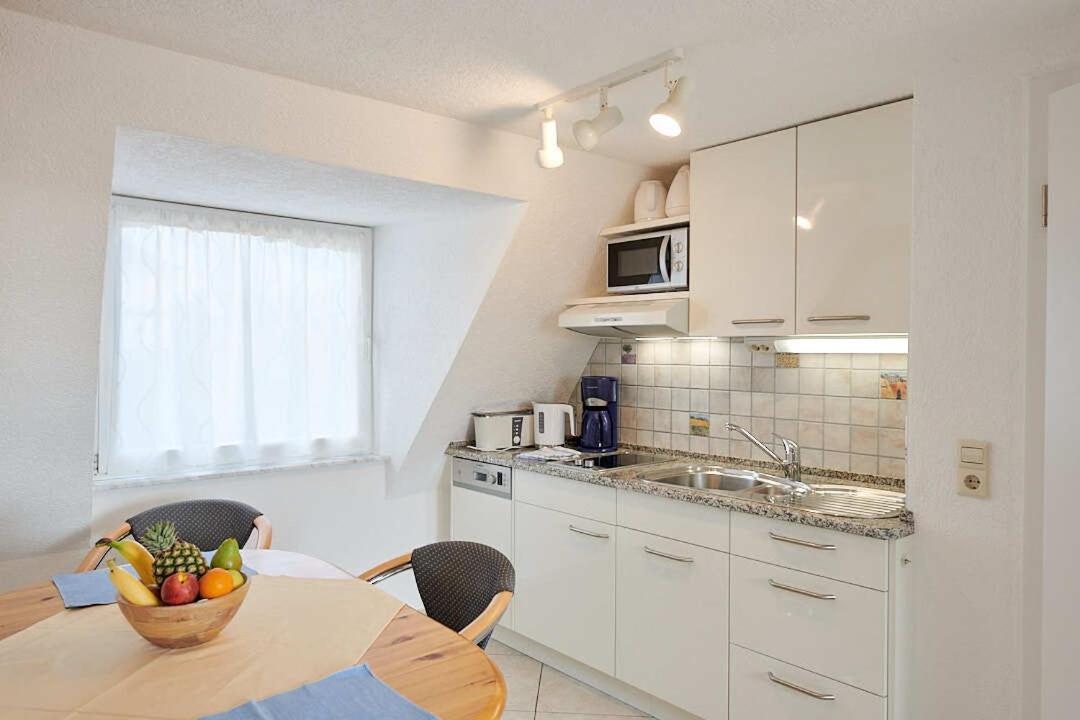 Gästehaus Schiff Meersburg Zimmer foto